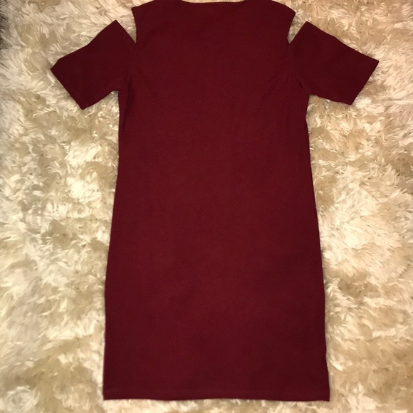 Top shop Cold Shoulder Dress - Picture 4 of 5